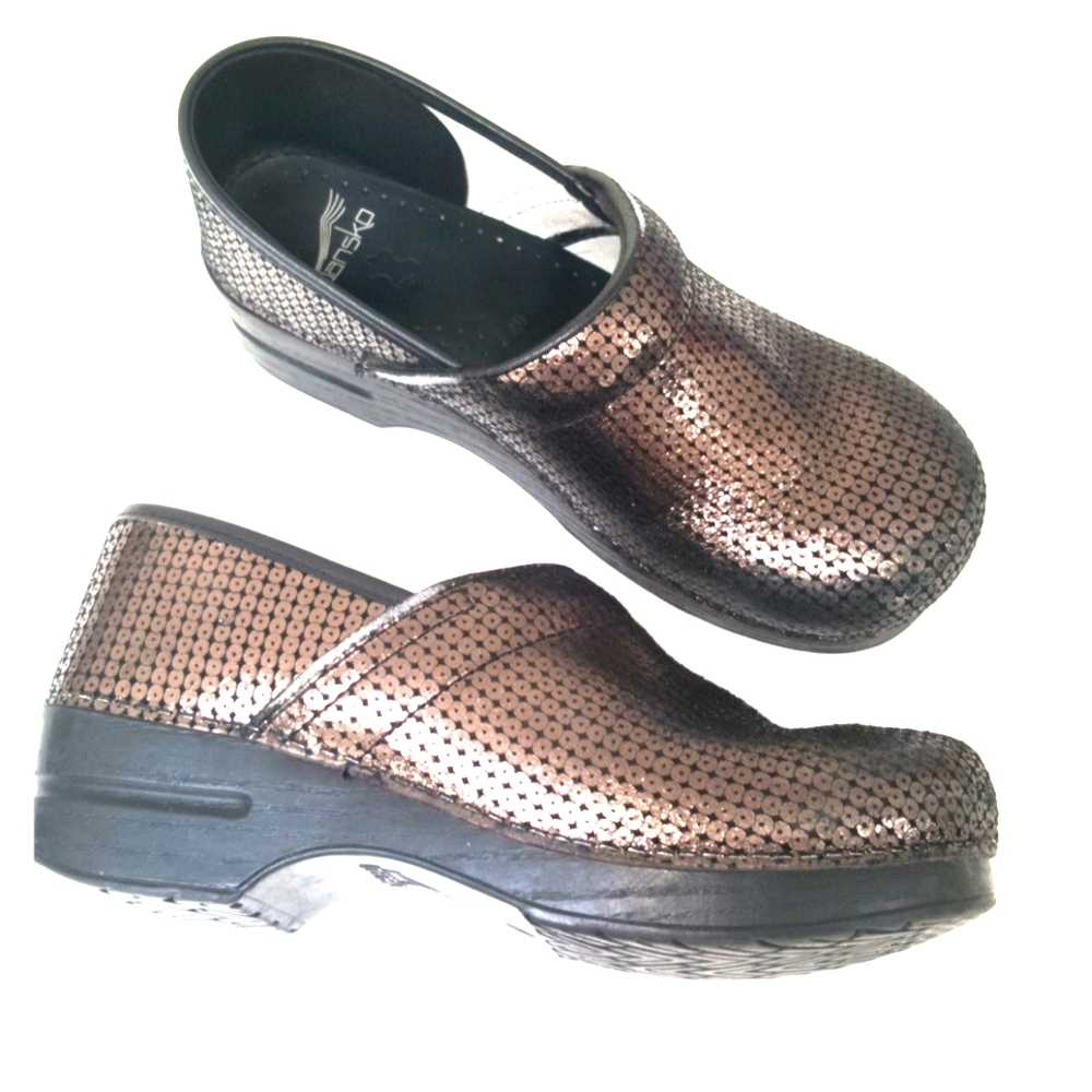Dansko professional clogs. Metallic finish